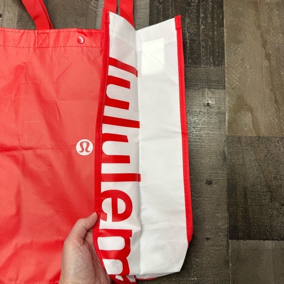 Lululemon Athletica Red ReuseableTote Bag Modern Design large - Picture 2 of 7
